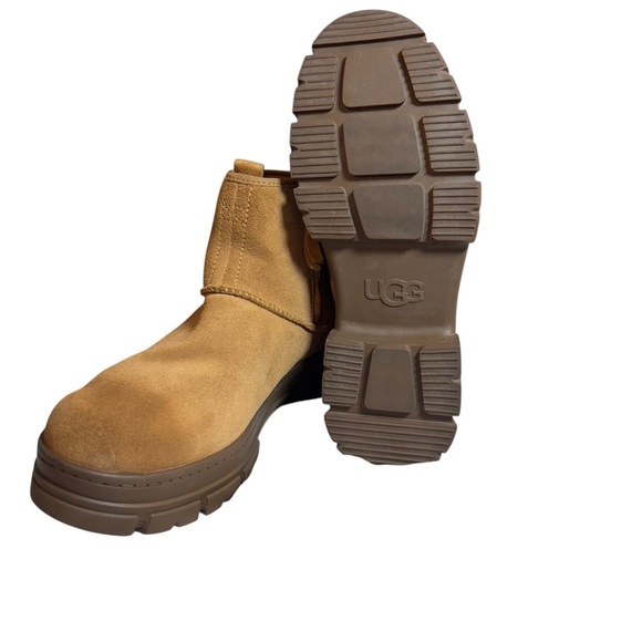 UGG Men’s Skyview Moto Gorpcore Active Pull On Leather Suede Waterproof Boots - Picture 7 of 16